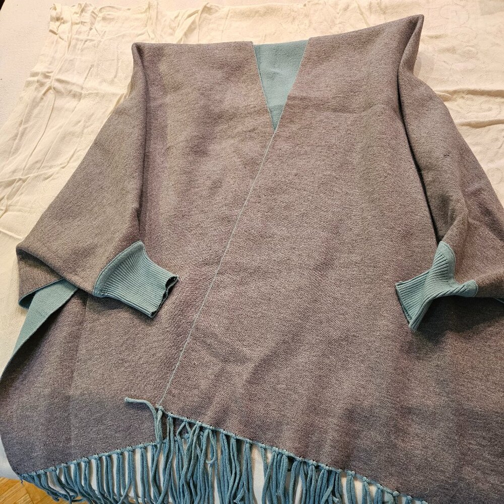 Ruana style Wrap, Knit with arm sleeves, Like new